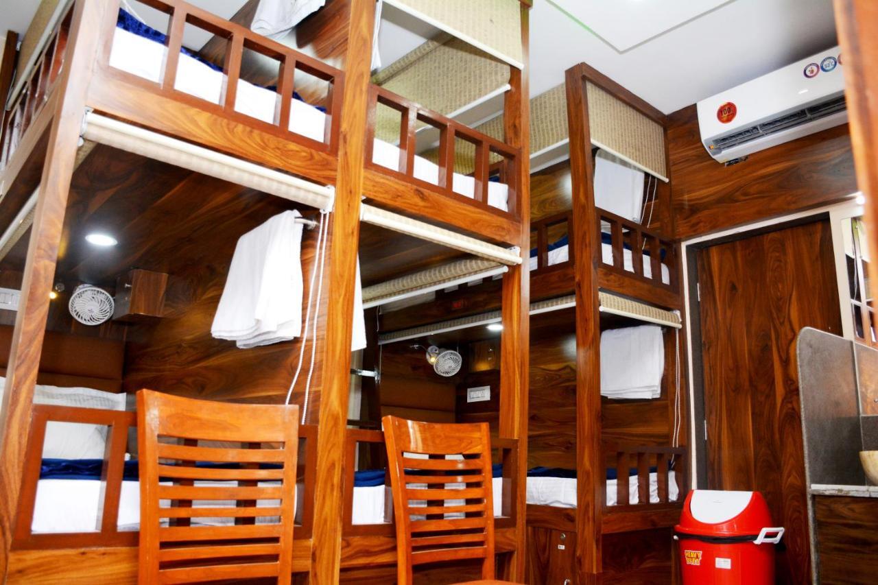 Hotel Nest N Rest - Bombay Extérieur photo
