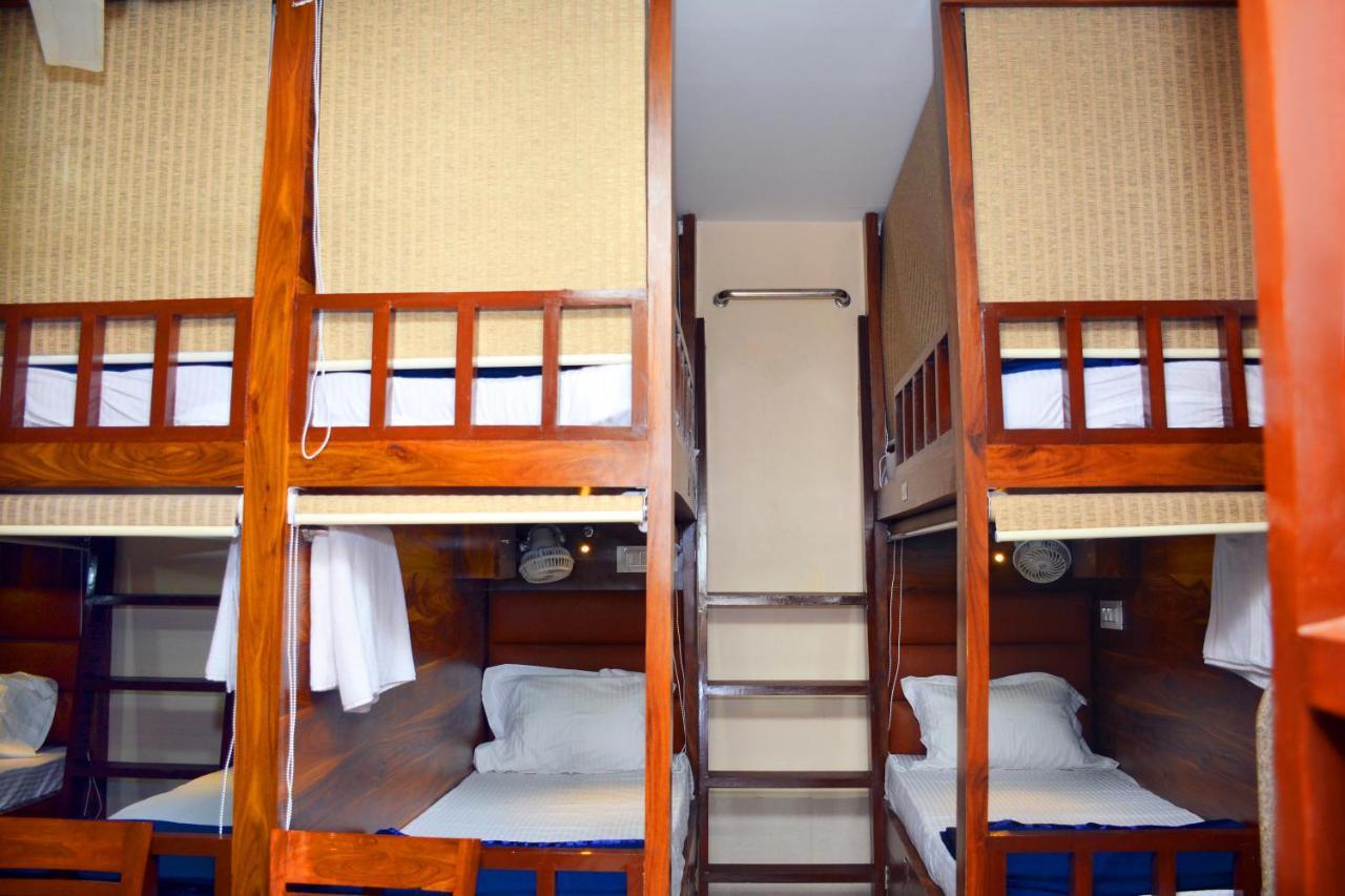 Hotel Nest N Rest - Bombay Extérieur photo