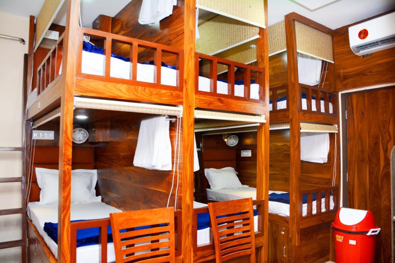 Hotel Nest N Rest - Bombay Extérieur photo