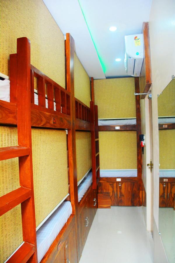 Hotel Nest N Rest - Bombay Extérieur photo