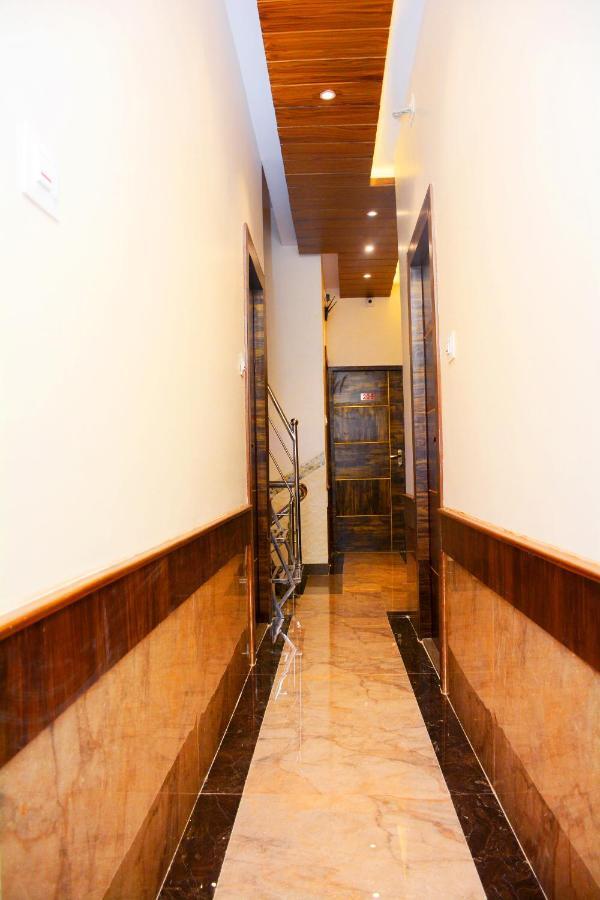 Hotel Nest N Rest - Bombay Extérieur photo